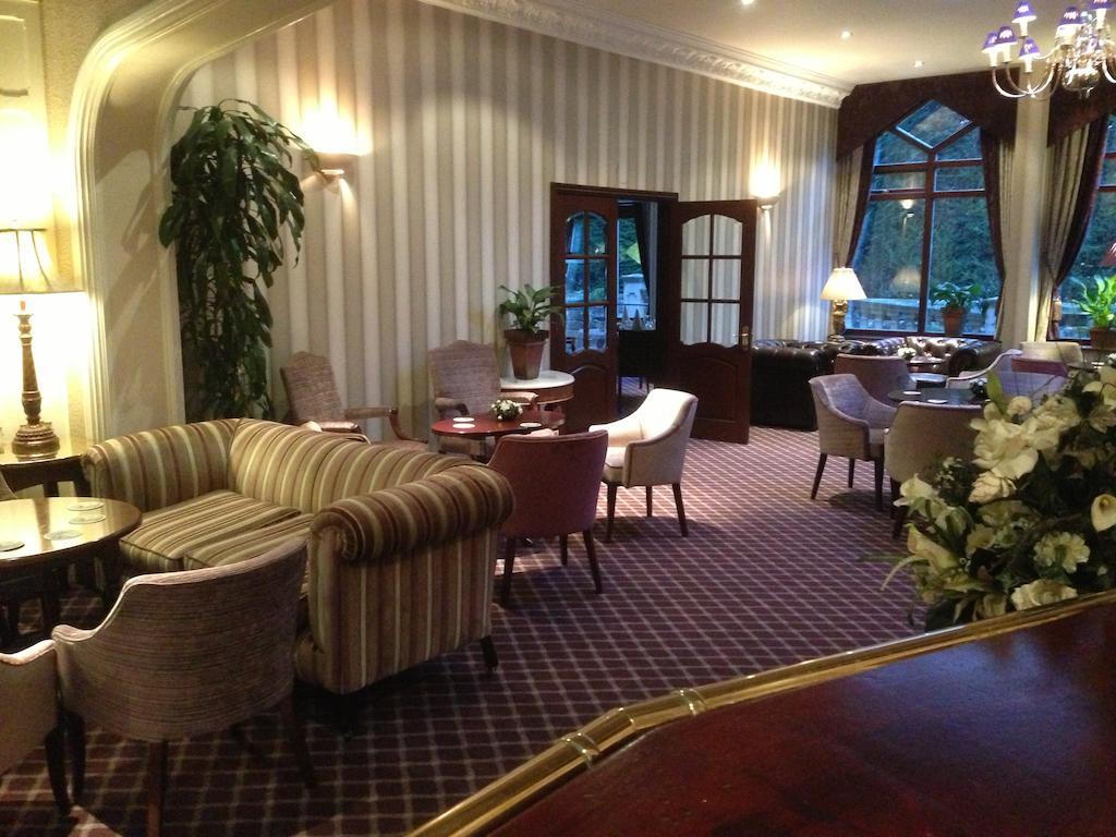 Oakwood Hall Hotel Бингли Экстерьер фото