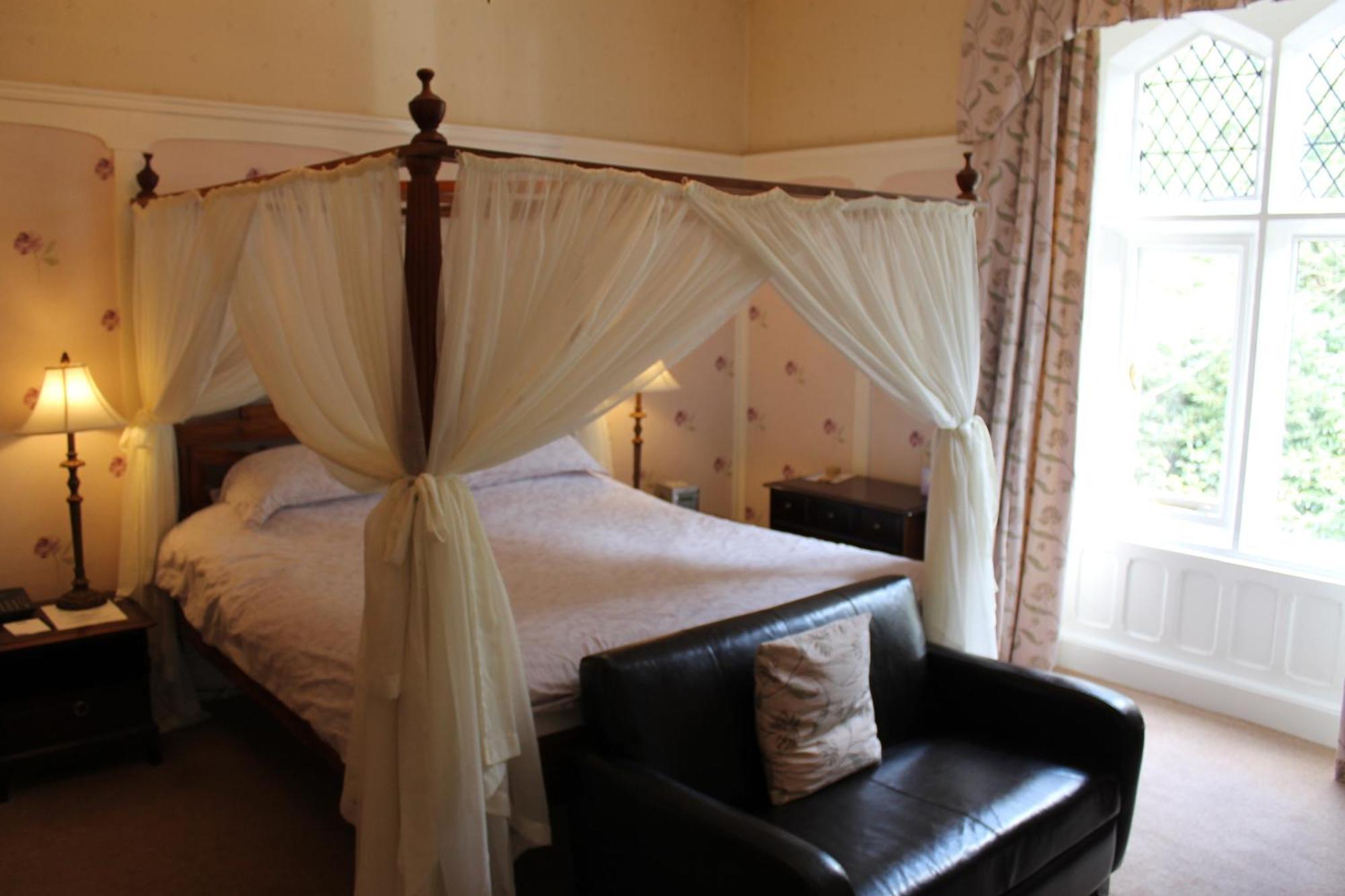 Oakwood Hall Hotel Бингли Экстерьер фото