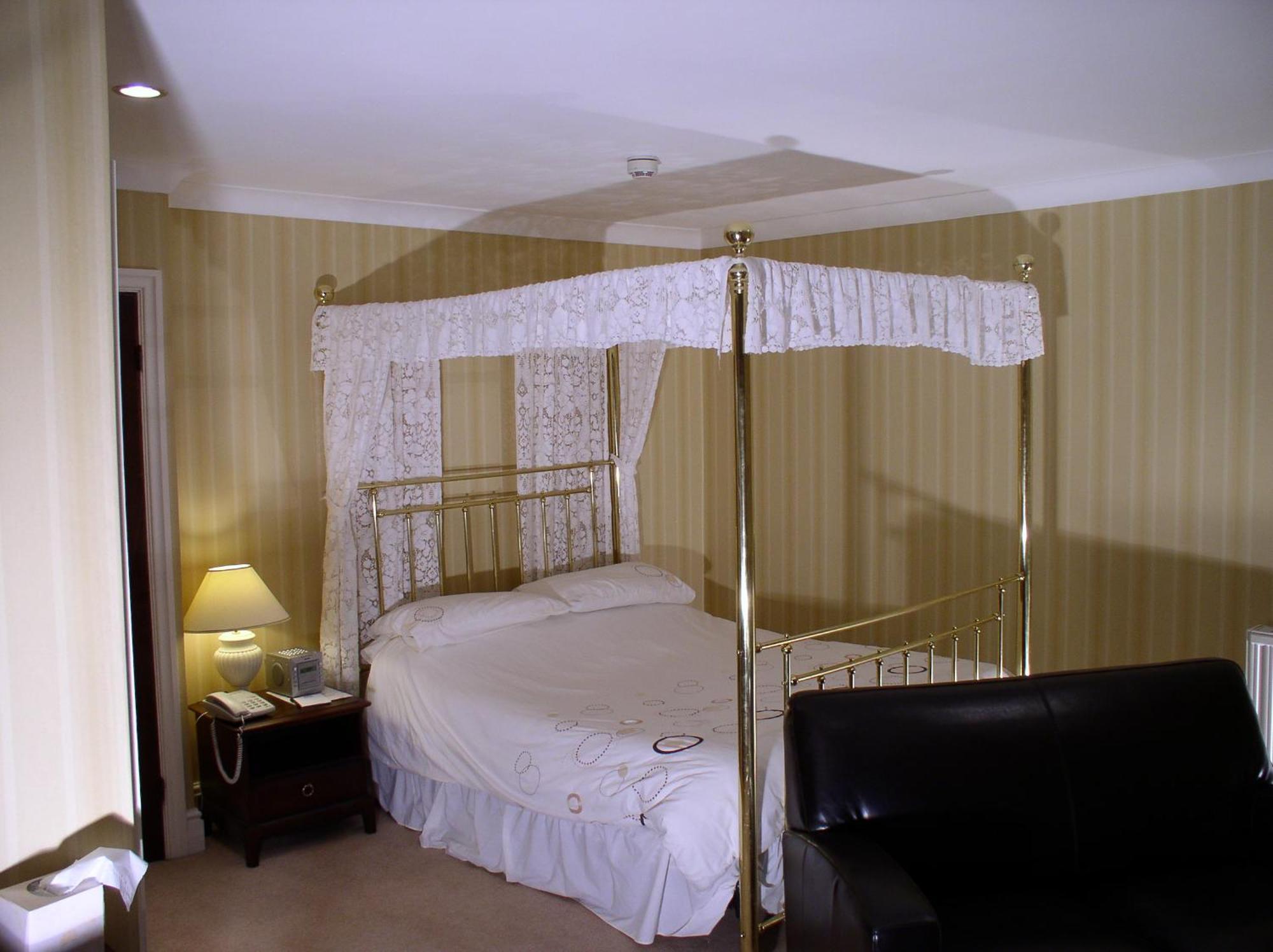 Oakwood Hall Hotel Бингли Экстерьер фото